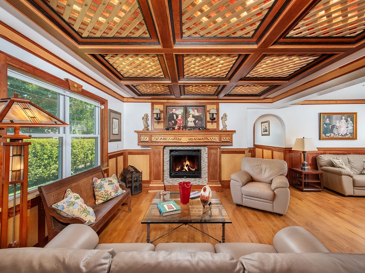 Indoor Pool Near Bay Beach in Hampton Bays — Photo 4