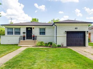 513 Sumac Rd, Highland Park, IL 60035