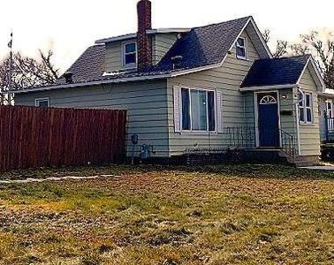 820 E Junius Ave, Fergus Falls, MN, 56537