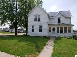 403 2nd Ave SW, Dyersville, IA 52040