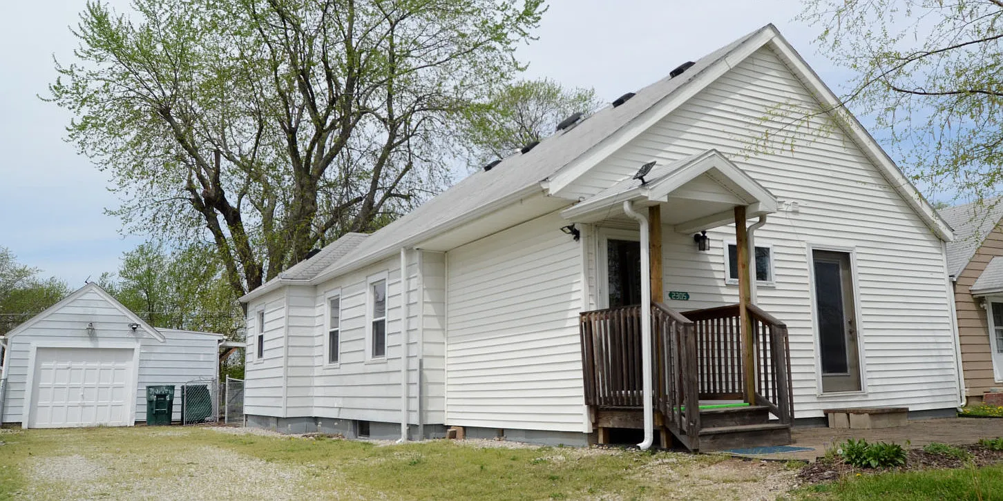 2305 North Maplewood Avenue - 1 — Photo 1
