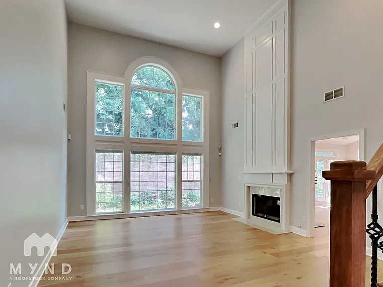 2149 Wrights Mill Cir NE — Photo 4