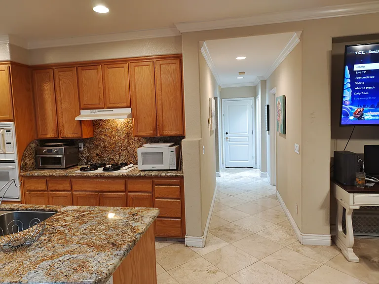 3206 Europa St #B — Photo 10