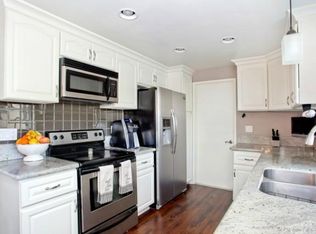 14321 Raintree Rd, Tustin, CA 92780