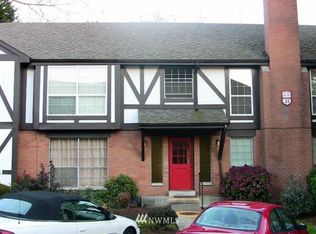 3425 S 176th St #311, Seattle, WA