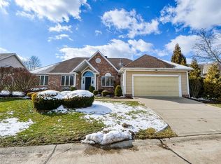 258 Lake Pointe Dr, Akron, OH 44333