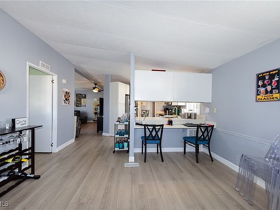 4th image of 535 Sunshine Ave