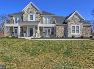 615 Autumn Ct, Mechanicsburg, PA 17055