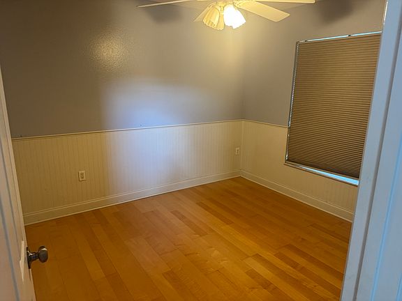 2nd image of 2212 Blackwood Dr #3