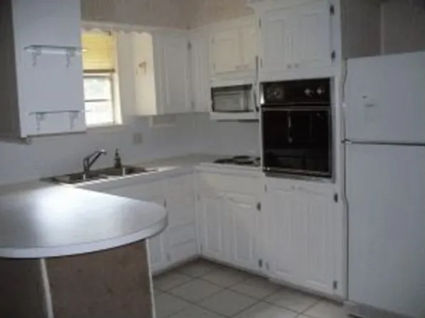 3291 Crestwood St, Baton Rouge, LA 70816