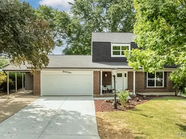 29 Millrace Dr, Saint Peters, MO 63376