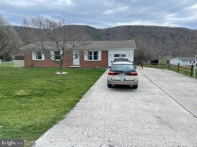3392 Petersburg Pike photo 1