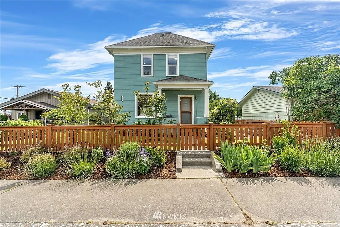 4 bed, 1473 sqft, $3,400 — Photo 1