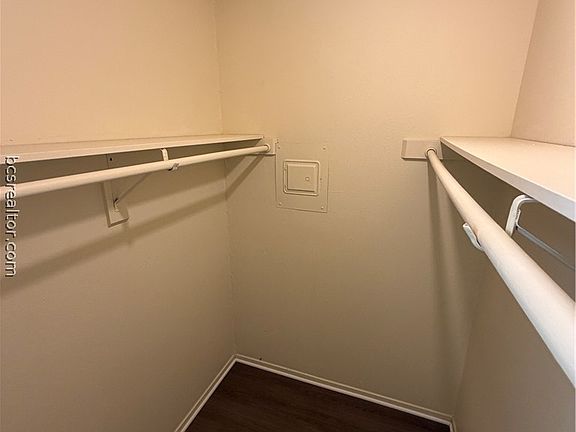 5th image of 707 Yegua St APT D
