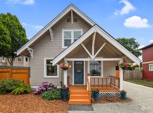 2030 E Division Ln, Tacoma, WA