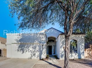 820 N Western Ridge Trl, Tucson, AZ 85748