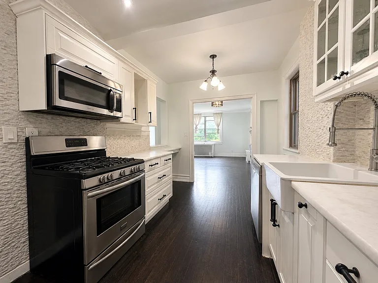 100 E Palisade Ave #D43 — Photo 4
