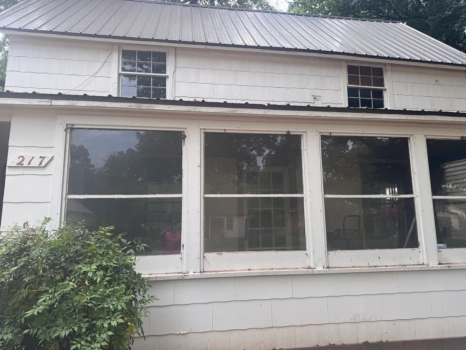4 bed, 1497 sqft, $2,200 — Photo 2