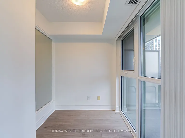 28 Ted Rogers Way #1212 — Photo 30