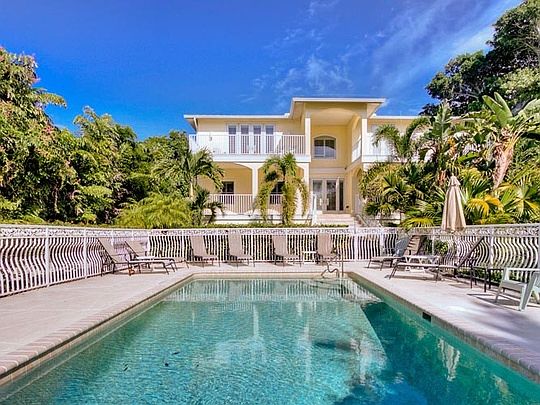2nd image of 15891 Captiva Dr
