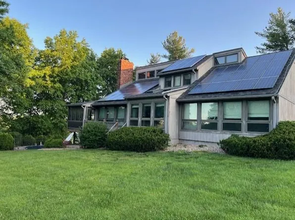 310 S 14th St, Savannah, MO 64485