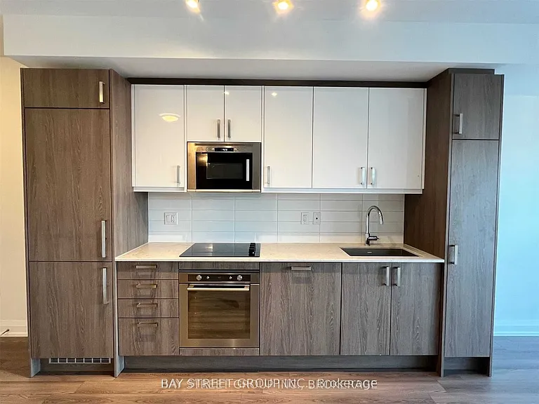 77 Mutual St #3411 — Photo 8