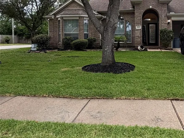 2922 Sandleigh Dr, Spring, TX 77388