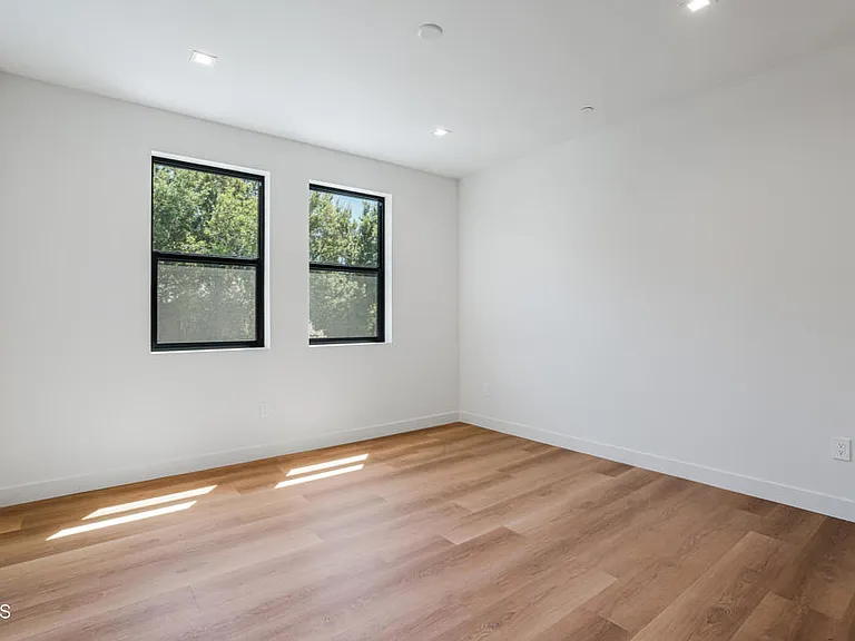 2821 Los Robles Rd — Photo 36