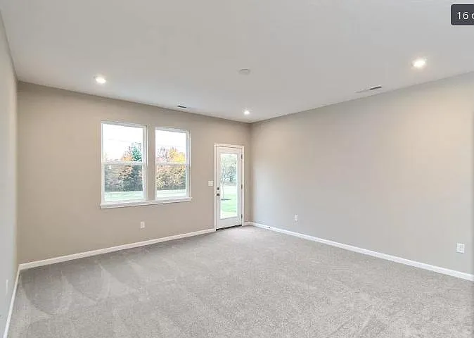 10309 Gateway Dr — Photo 17
