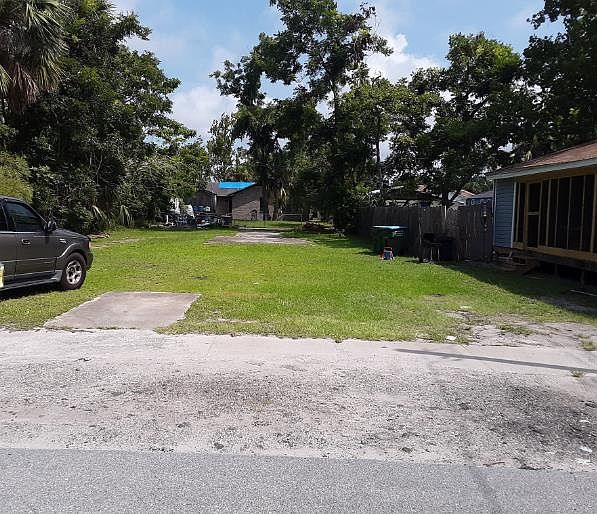 1st image of 243 Avenue C