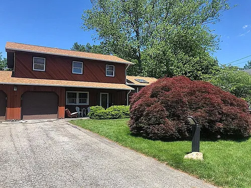 7 Gloucester Dr Photo 1