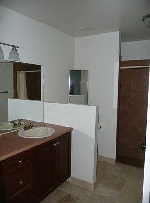 3rd image of 9899 Watermill Cir APT D