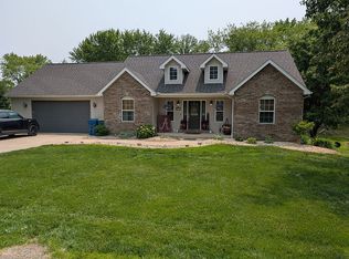 2037 Treasure Dr, Edwardsville, IL 62025