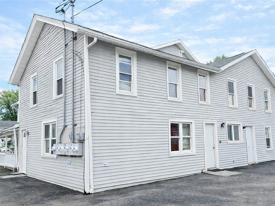 130 E Elisha St #3