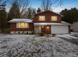 112 Merriwether Dr, Syracuse, NY 13219