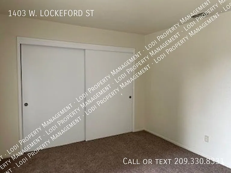 1403 W Lockeford St — Photo 36
