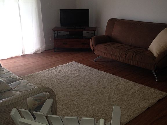 4th image of 2551 Barkley Dr W APT G