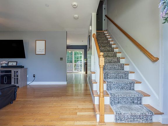 4th image of 5 Cottonwood Cir