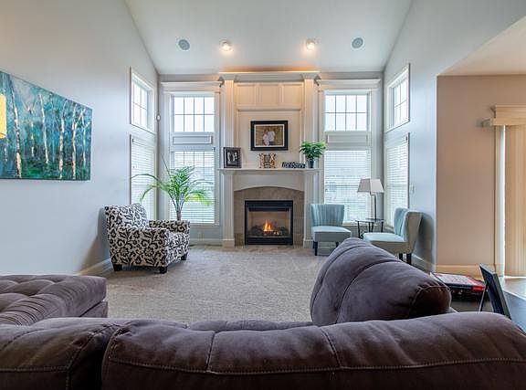 4th image of 2815 Degarmo Dr