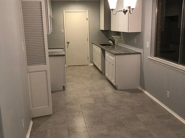 3723 Chartwell Dr — Photo 3