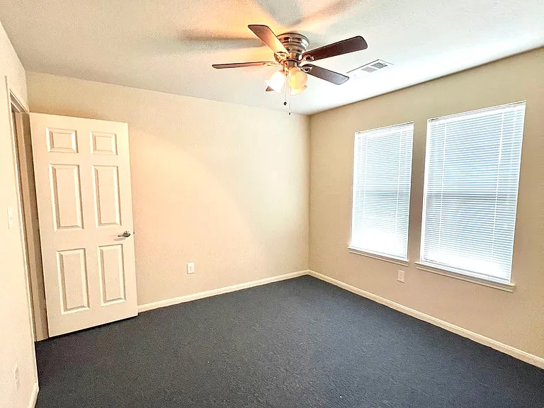 2508 S Houston Ave #D — Photo 8