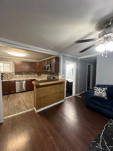 109 Ashworth Pl
