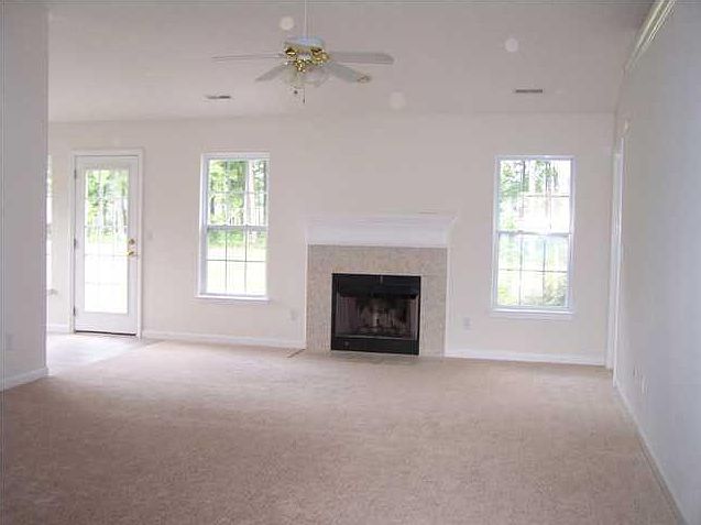 2nd image of 1001 Cobblestone Blvd