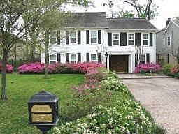 1st image of 4407 Acacia St