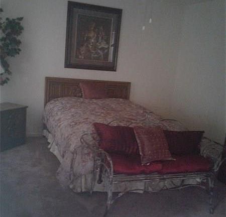 4th image of 305 Peach Tree Cres