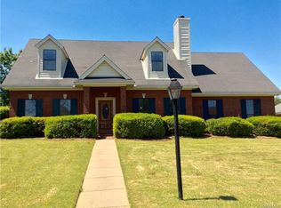 101 Lake Forest Dr, Montgomery, AL 36117