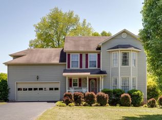 318 Lookout Dr, Columbia, TN 38401