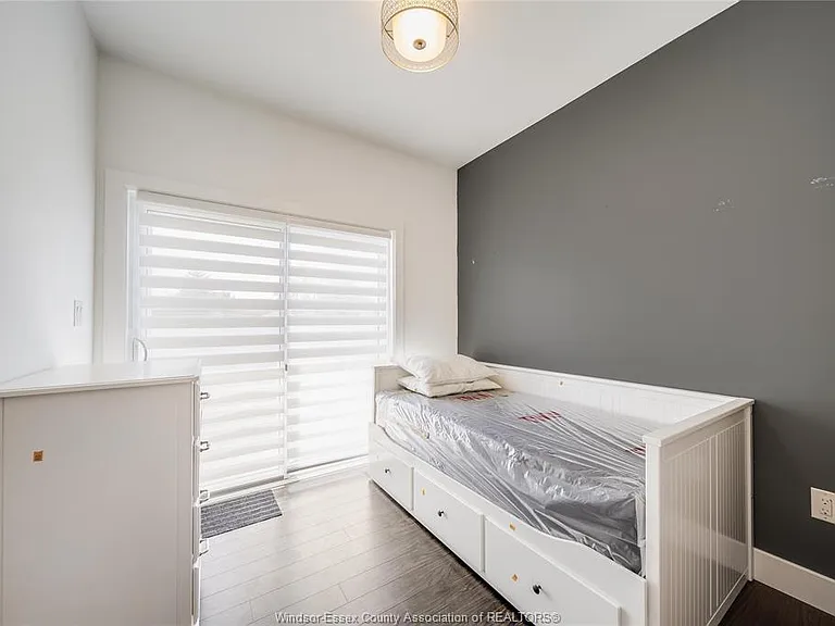 1935 Ethan Ct — Photo 20