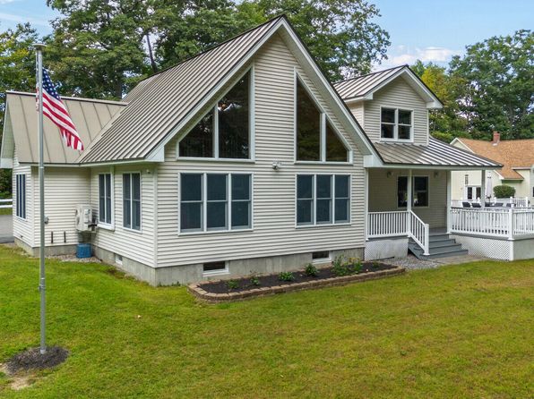 111 Clark Road, China, ME 04358