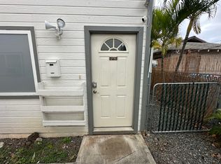 913 McCully St FLOOR 1, Honolulu, HI 96826
